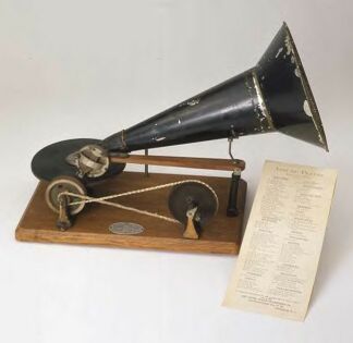 Berliner's 1887 Hand-Driven Gramophone